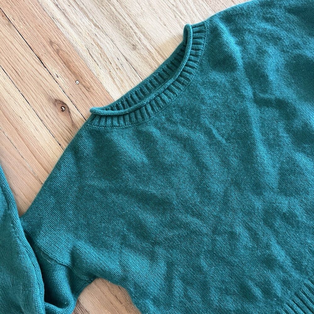 BANANA REPUBLIC Cashmere Sweater Pullover Long Sleeve Medium green crewneck